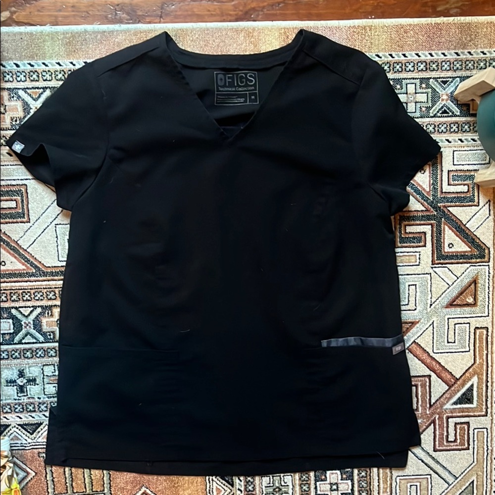 Figs Women’s Black Scrub Top